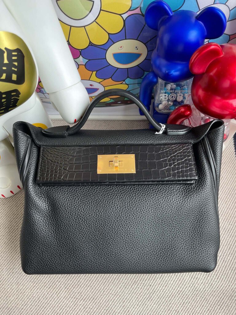 Uncle Bench Kelly 24/24 Touch Black Matte Crocodile Handmade