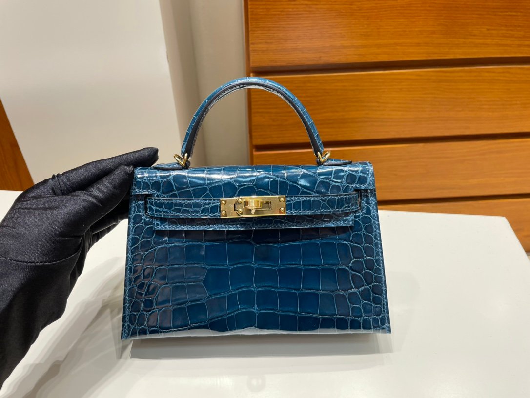Uncle Bench Hermes Mini kelly Alligator shiny W0 Vert Bosphore Green Gold Hardware GHW 19cm Full Handmade