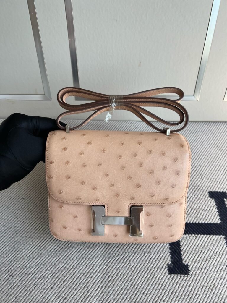 Uncle Bench Hermes Constance Ostrich kk p1 light rose pink Silver Hardware 18cm Full Handmade
