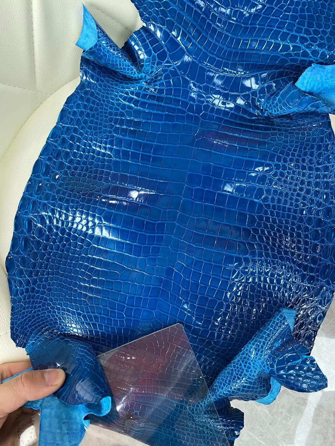 Uncle Bench Hermes New Leather shiny porosus crocodile 7w Izmir blue