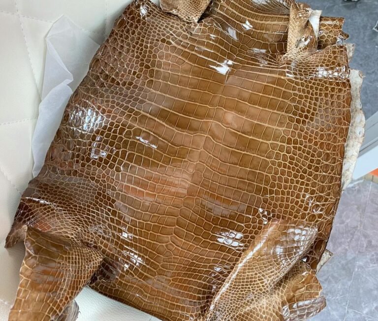 Uncle Bench Hermes New Leather shiny porosus crocodile Ck17 Tobacco color
