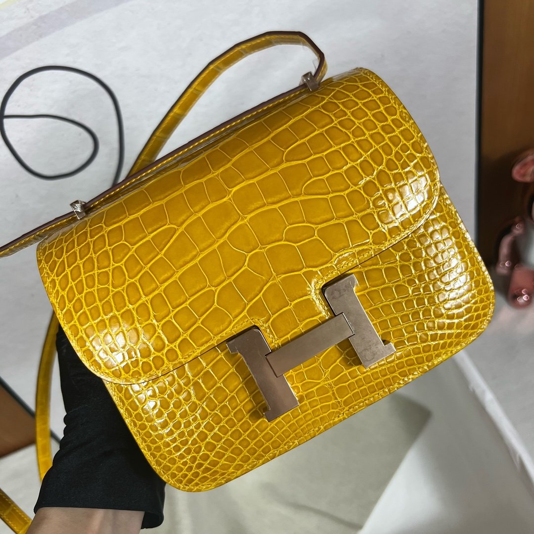 Uncle Bench Hermes Constance Alligator shiny 9D Ambre Gold Hardware GHW 18cm Full Handmade