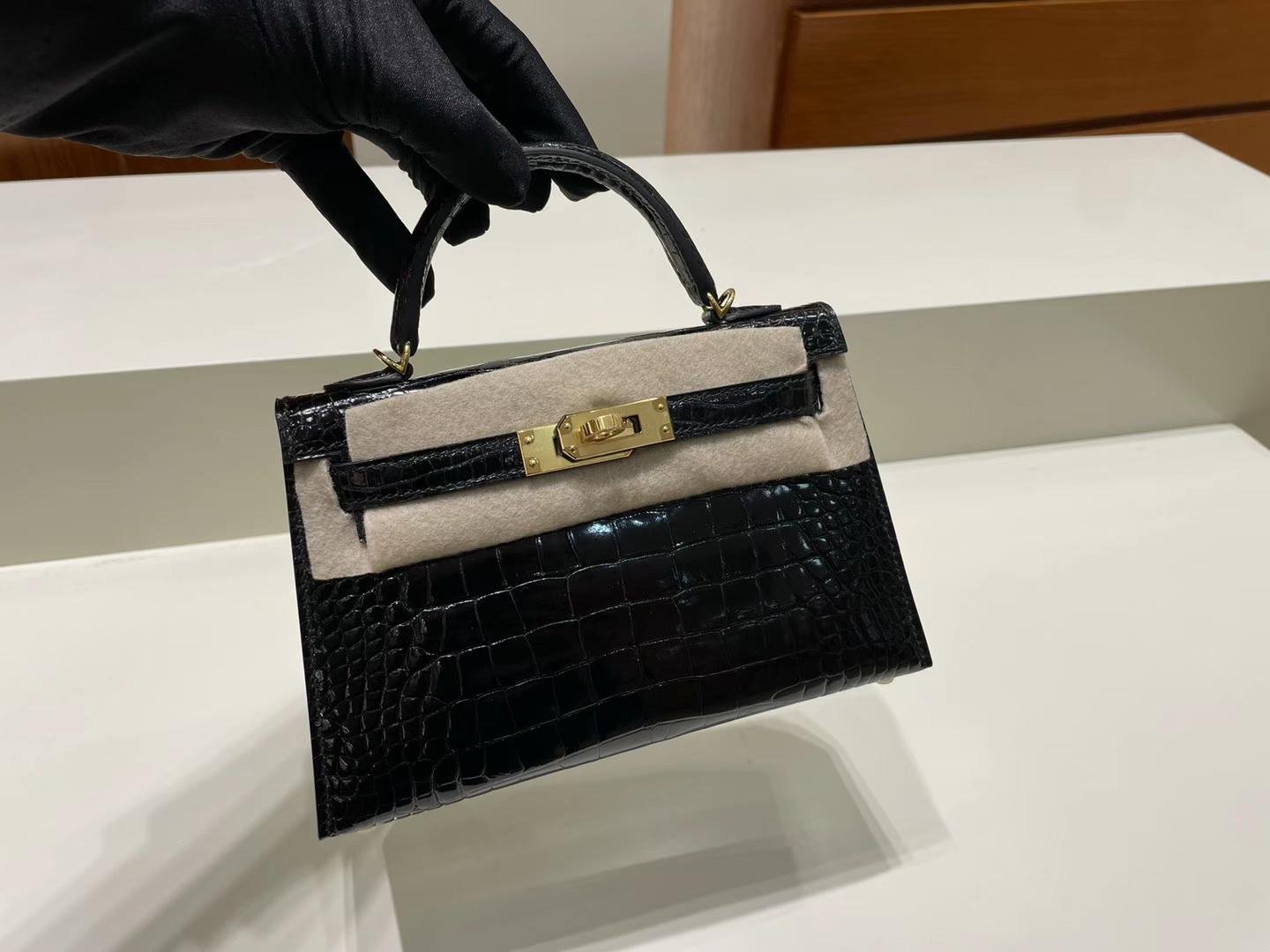 Uncle Bench Hermes Mini Kelly Shiny Alligator Ck89 Black Silver Hardware Ghw 19cm Full Handmade