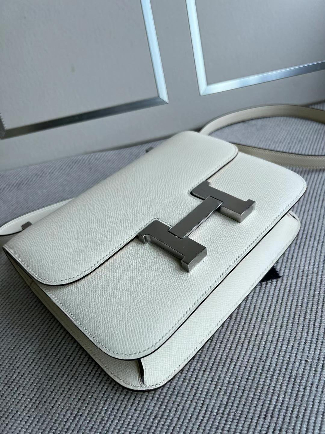 Uncle Bench Hermes Constance New single layer Epsom i2 Creamy white Silver Hardware PHW 24cm Full Handmade